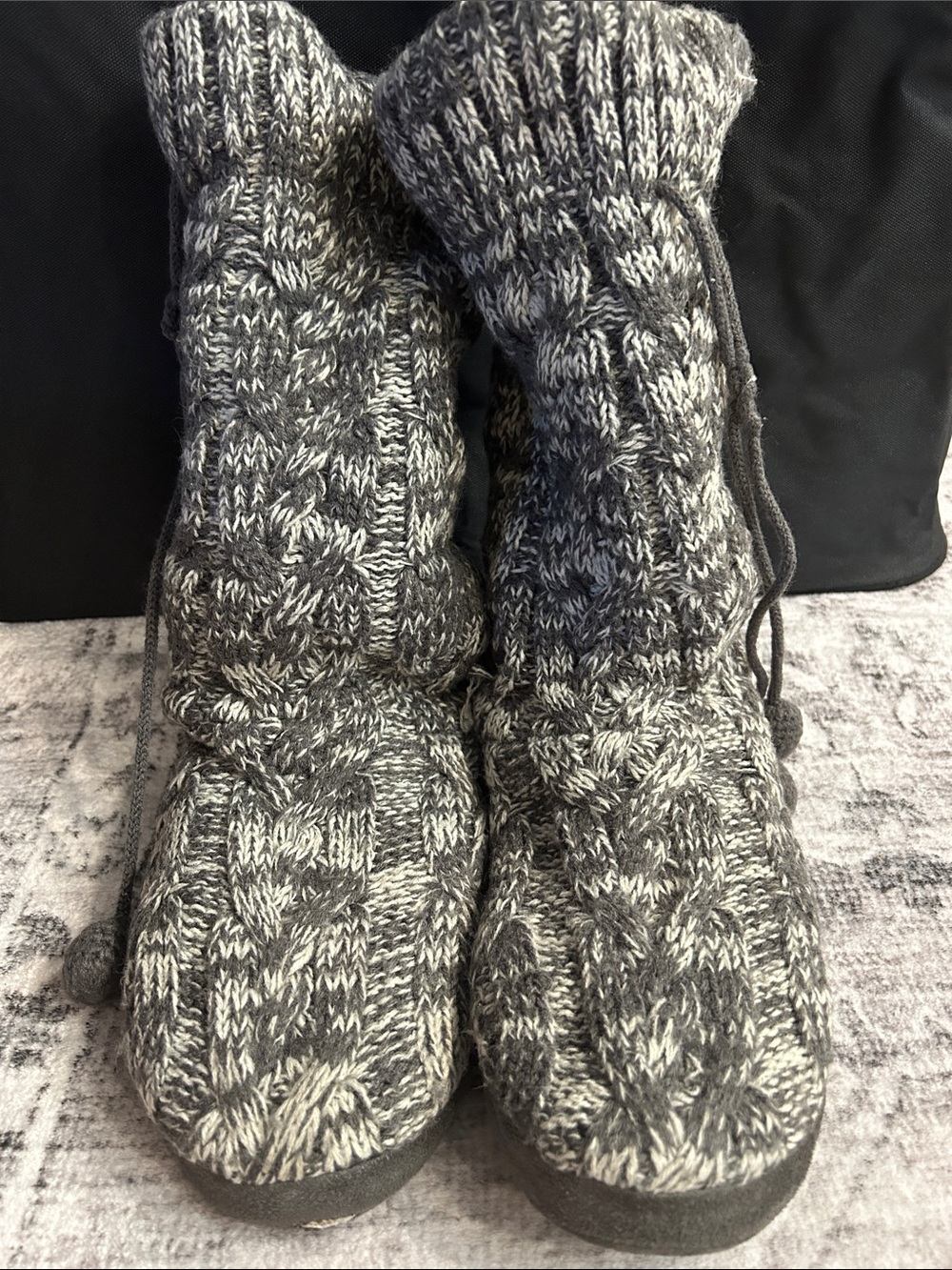 GAP Women's Gray Cable Knit Slipper Boots